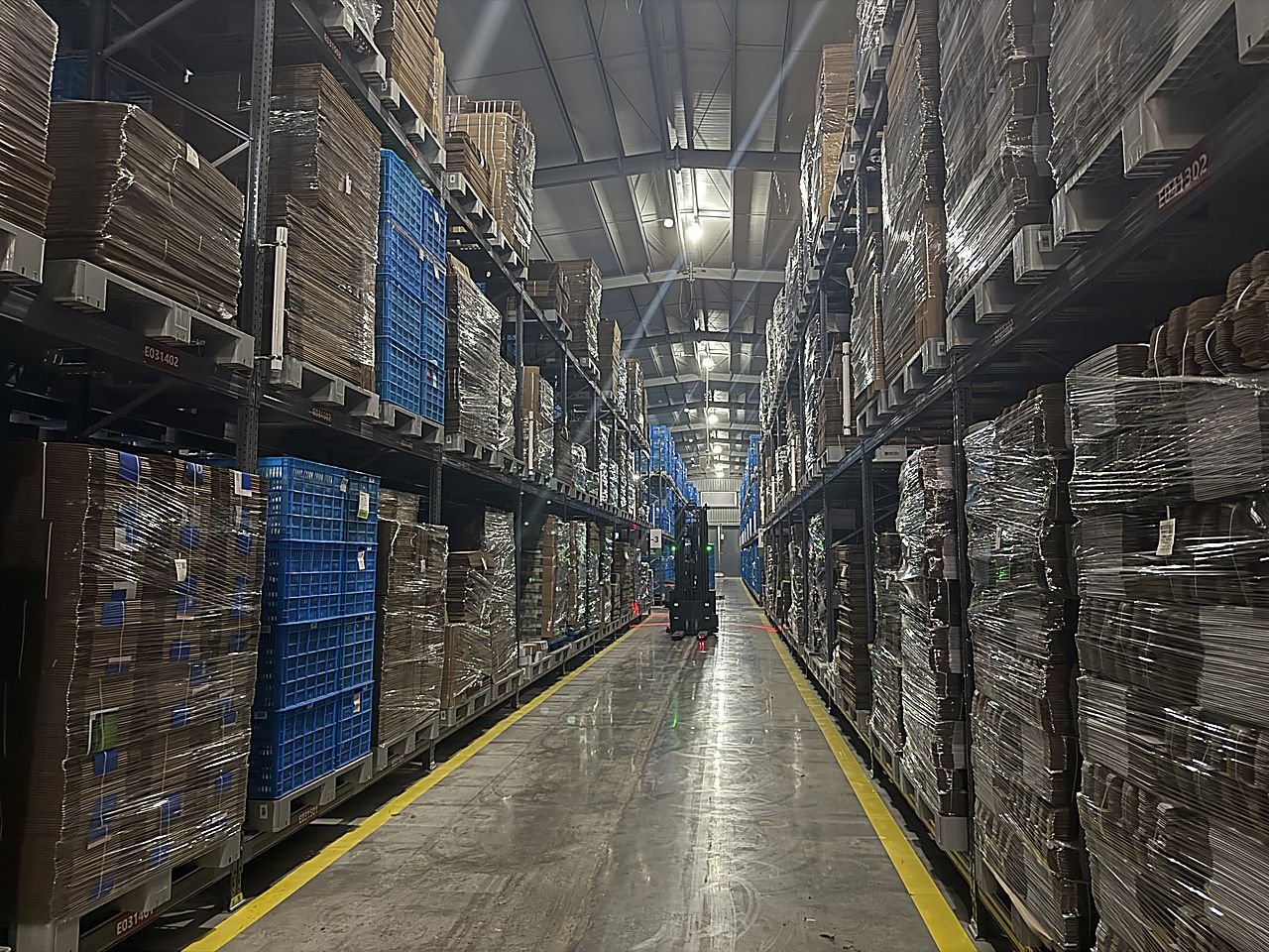 Warehouse and logistics