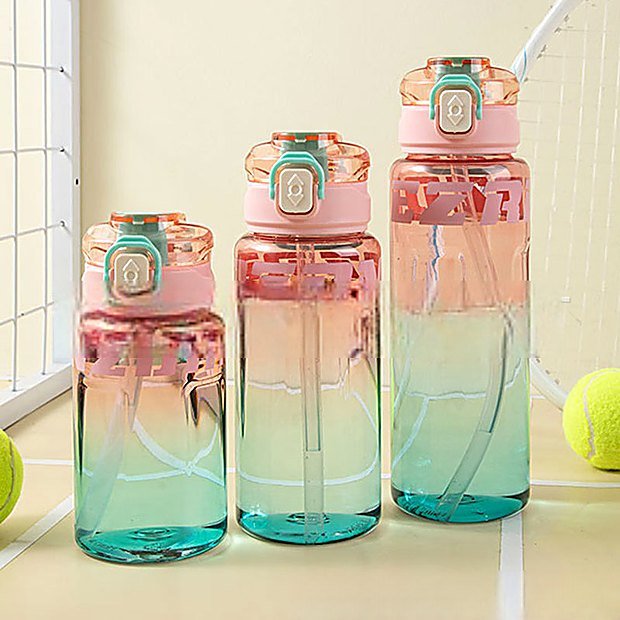 640 ml Straw Lid Leakproof Sport Water Bottle