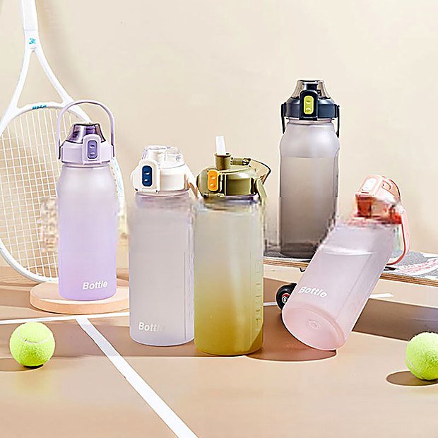 2000 ml Straw Lid Carry Handle Sport Water Bottle