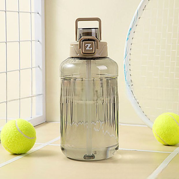 1485 ml Straw Lid Gradient Sport Water Bottle