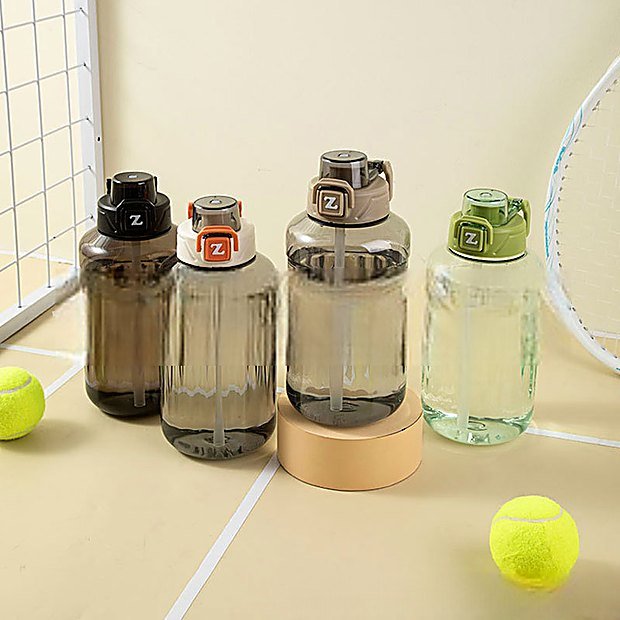 1485 ml Straw Lid Gradient Sport Water Bottle
