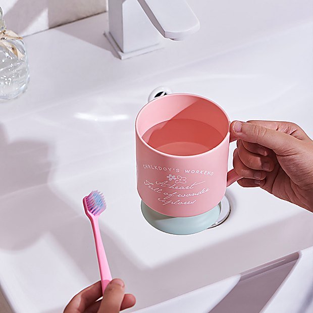 600 ml Student Portable Bathroom Cup