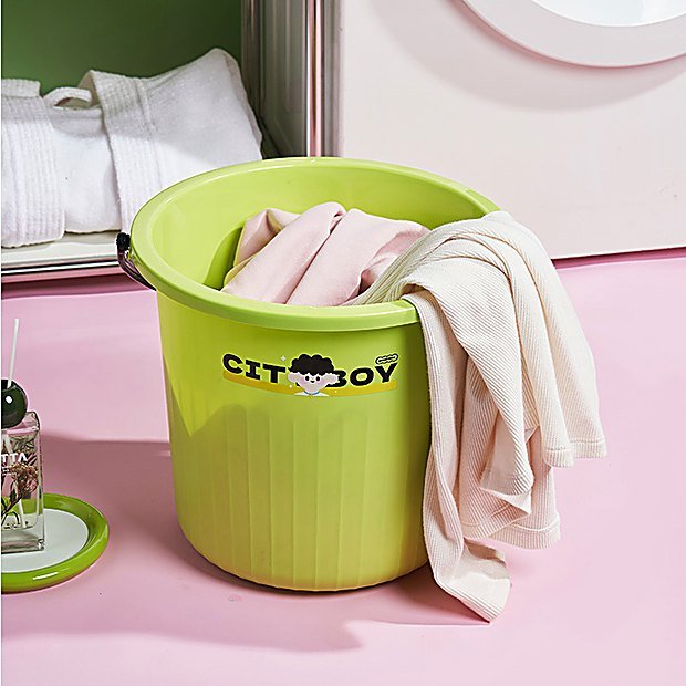 Carry Handle Student Kitchen Storage